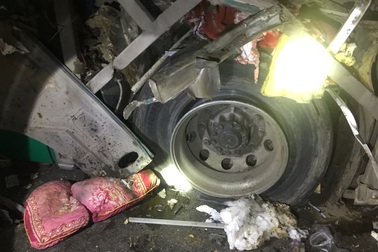 Vụ nổ xe khách: "Ai cũng hoảng loạn, gào thét, cuống cuồng bỏ chạy"