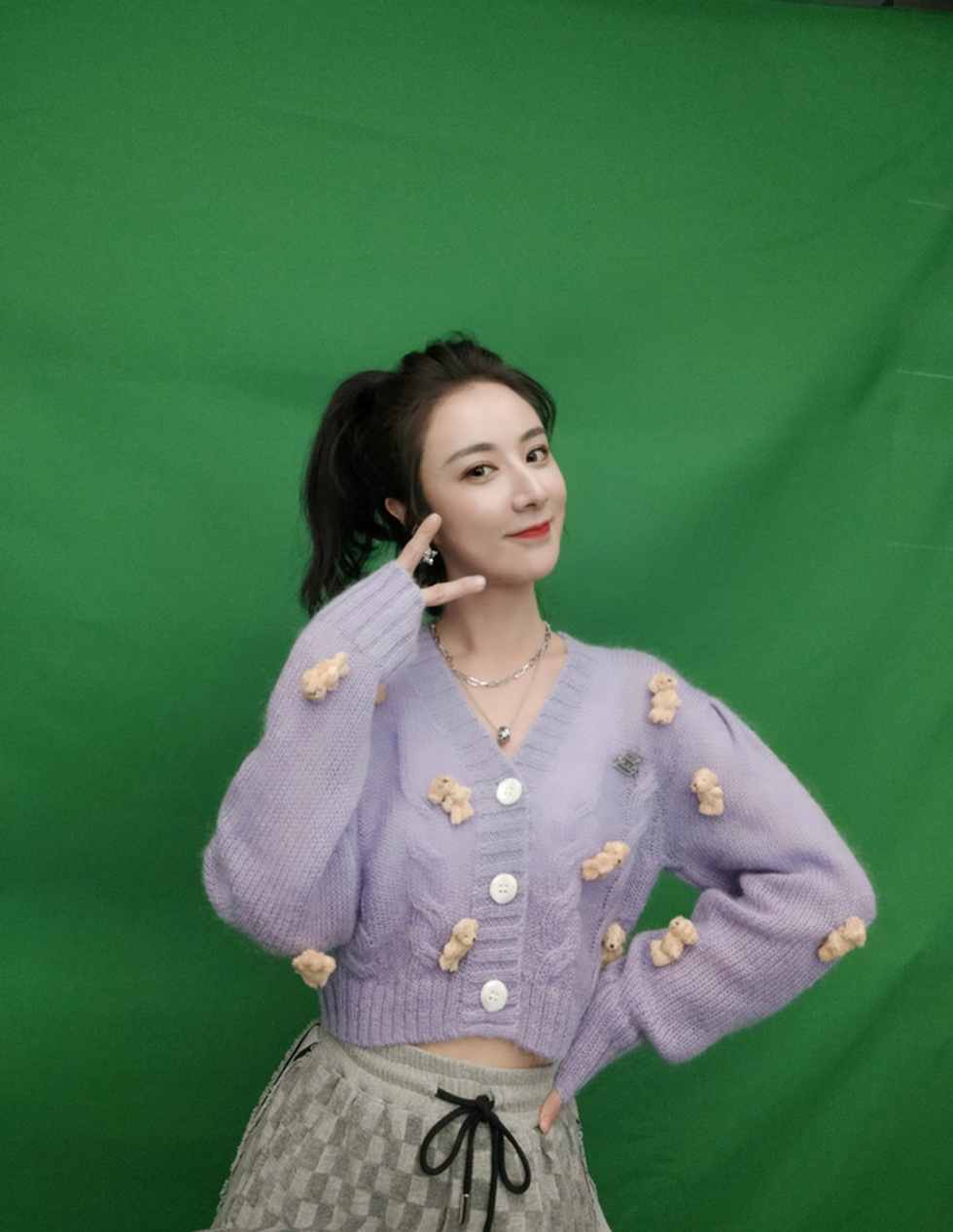 Cuộc sống khắc nghiệt của nữ hoàng livestream bán cả tên lửa - 11 Cuộc sống khắc nghiệt của nữ hoàng livestream bán cả tên lửa - 11