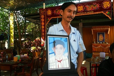 Thôn nghèo não lòng sau cái chết của 4 học sinh lớp 6