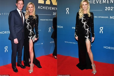 Nicky Hilton khoe chân dài bên chồng đại gia kém tuổi