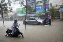 Quảng Nam: Hôm nay học sinh nghỉ học tùy tình hình mưa lụt ở từng địa phương