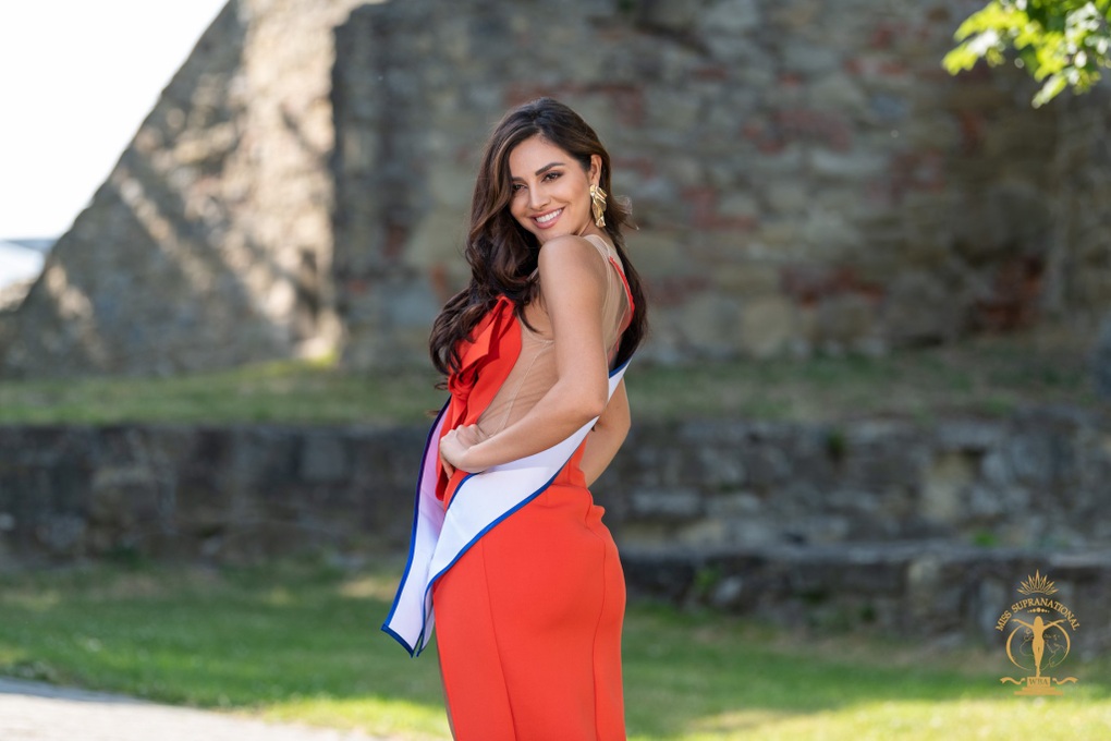 Hoa hậu Siêu quốc gia 2022: Kim Duyên giành chiến thắng đầu tiên - 24 Hoa hậu Siêu quốc gia 2022: Kim Duyên giành chiến thắng đầu tiên - 24