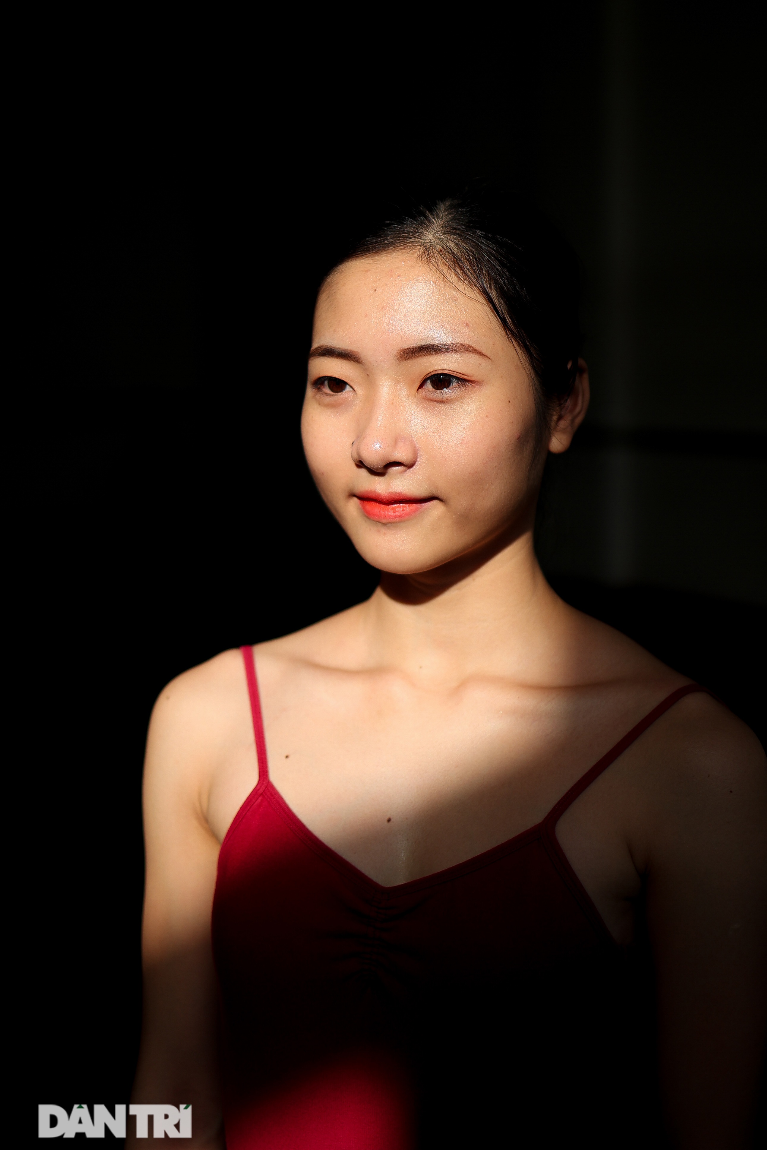 Ngất ngây vẻ đẹp của nữ sinh giành giải thưởng Tài năng múa dân gian - 4 Ngất ngây vẻ đẹp của nữ sinh giành giải thưởng Tài năng múa dân gian - 4