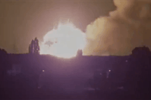 Rộ video kho vũ khí Nga cháy như cầu lửa sau đòn tập kích của Ukraine