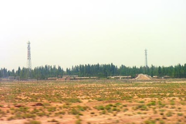 Trung Quốc mở cửa bãi thử bom nguyên tử