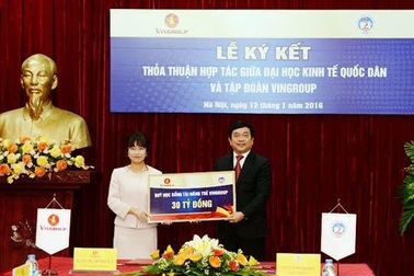 Trường ĐH Kinh tế quốc dân dành gần 50 tỉ đồng tặng học bổng cho sinh viên