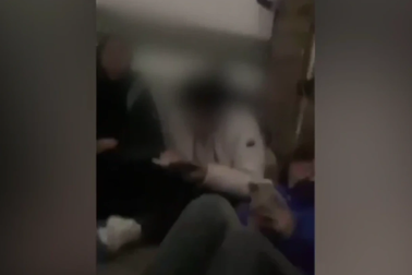 Lời rủ rê "trói mình dưới gầm xe tải" để vào nước Anh