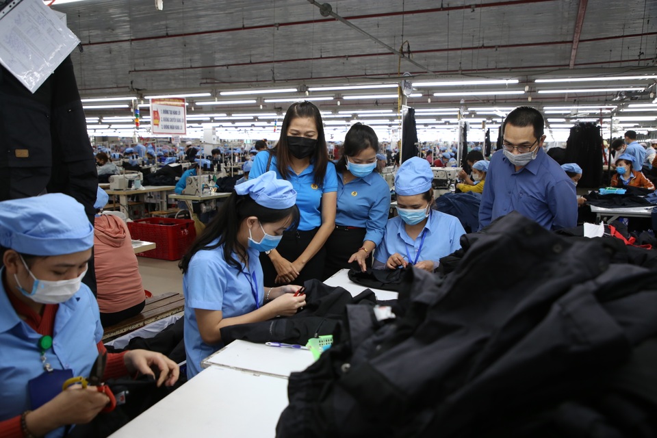 Quảng Trị: Tăng đột biến hồ sơ hưởng bảo hiểm thất nghiệp do dịch Covid-19 - 1 Quảng Trị: Tăng đột biến hồ sơ hưởng bảo hiểm thất nghiệp do dịch Covid-19 - 1
