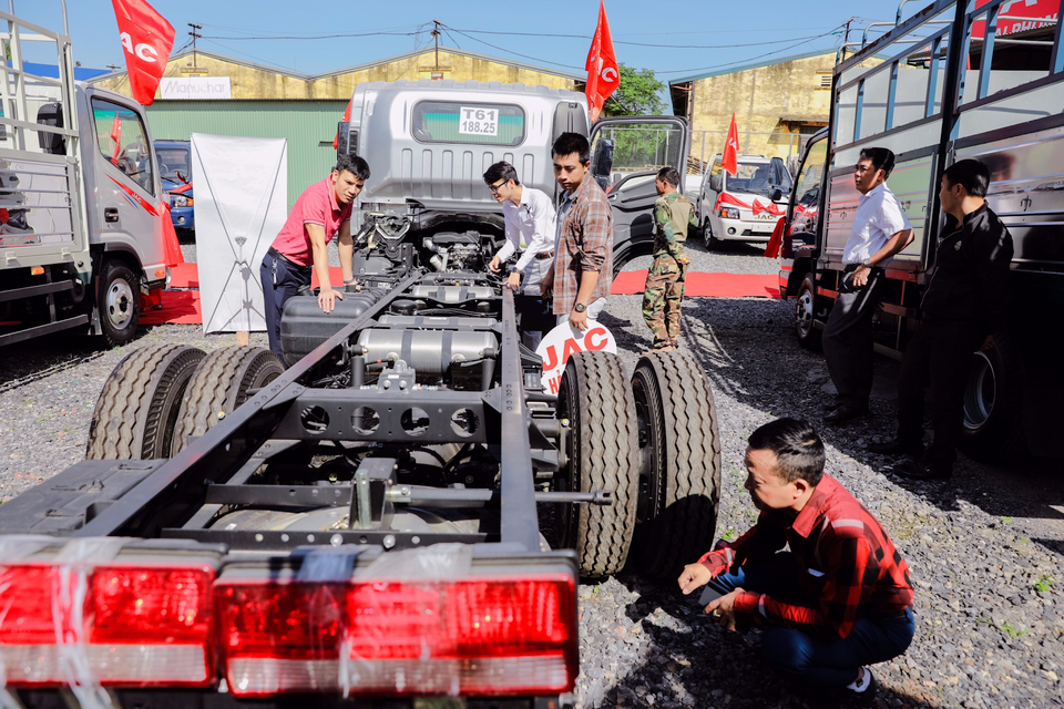 JAC – Sản phẩm chất lượng quốc tế dành cho người Việt - 3 JAC – Sản phẩm chất lượng quốc tế dành cho người Việt - 3
