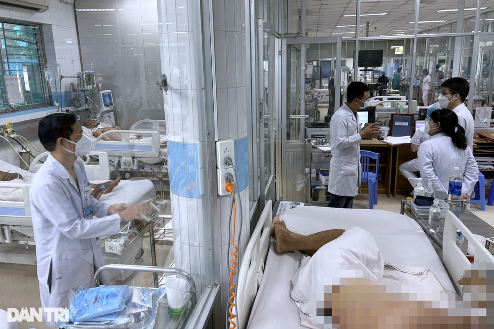 Từ cậu bé suýt chết vì lang vườn thành cứu tinh của bệnh nhân nguy kịch - 14 Từ cậu bé suýt chết vì lang vườn thành cứu tinh của bệnh nhân nguy kịch - 14