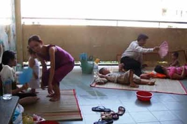 Bệnh tay chân miệng và sốt xuất huyết tăng cao