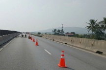 Vụ khe co giãn cao tốc bị bung, nhiều xe gặp nạn: Ai chịu trách nhiệm?