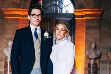 Ellie Goulding ghét bị hỏi "bao giờ có con"