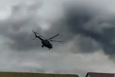 Trực thăng quân sự bay rợp trời ở Ukraine