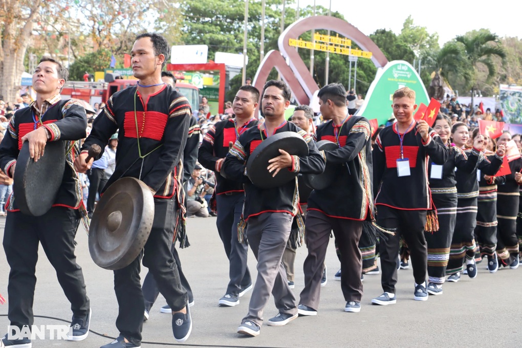 Đắk Lắk kêu gọi đồng bào thiểu số cư trú bất hợp pháp ở Thái Lan hồi hương - 1 Đắk Lắk kêu gọi đồng bào thiểu số cư trú bất hợp pháp ở Thái Lan hồi hương - 1