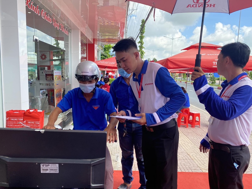 Honda Việt Nam tuyên dương HEAD xuất sắc trong đào tạo lái xe an toàn - 2 Honda Việt Nam tuyên dương HEAD xuất sắc trong đào tạo lái xe an toàn - 2
