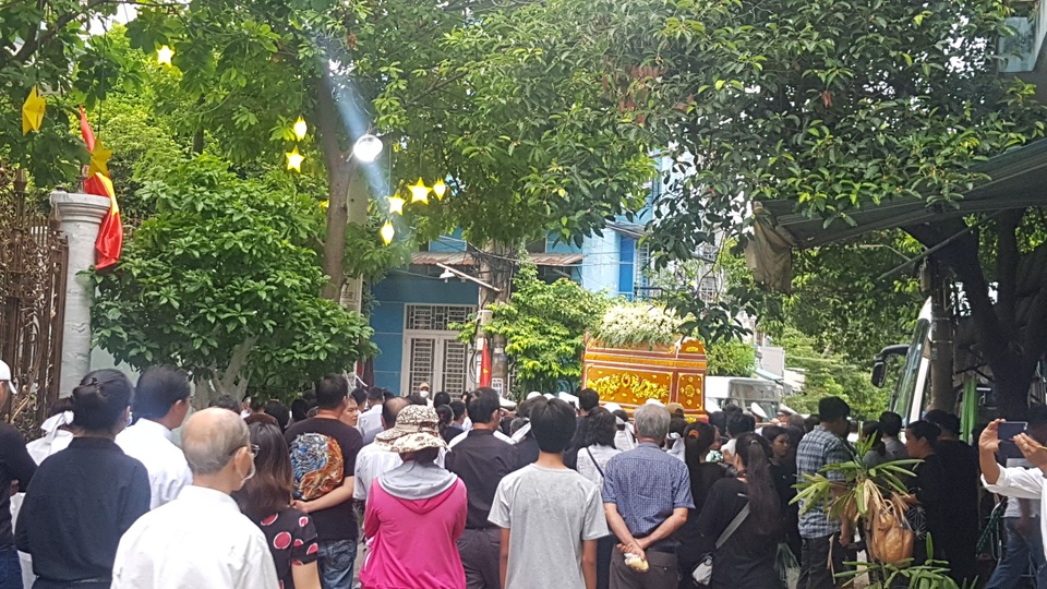 Người thân, đồng nghiệp tiễn biệt nhạc sĩ Vũ Đức Sao Biển - 7 Người thân, đồng nghiệp tiễn biệt nhạc sĩ Vũ Đức Sao Biển - 7
