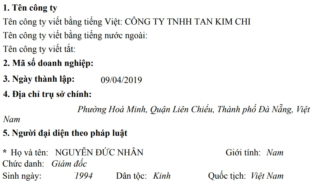 Vụ lật xe khách khiến 10 người chết: Danh tính doanh nghiệp chủ xe khách - 1