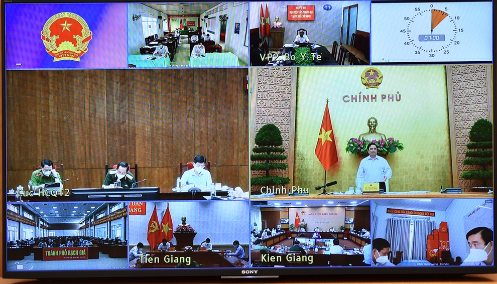 Thủ tướng: Hai tỉnh từ xanh thành đỏ phải kiểm soát dịch trước 30/9 - 2 Thủ tướng: Hai tỉnh từ xanh thành đỏ phải kiểm soát dịch trước 30/9 - 2