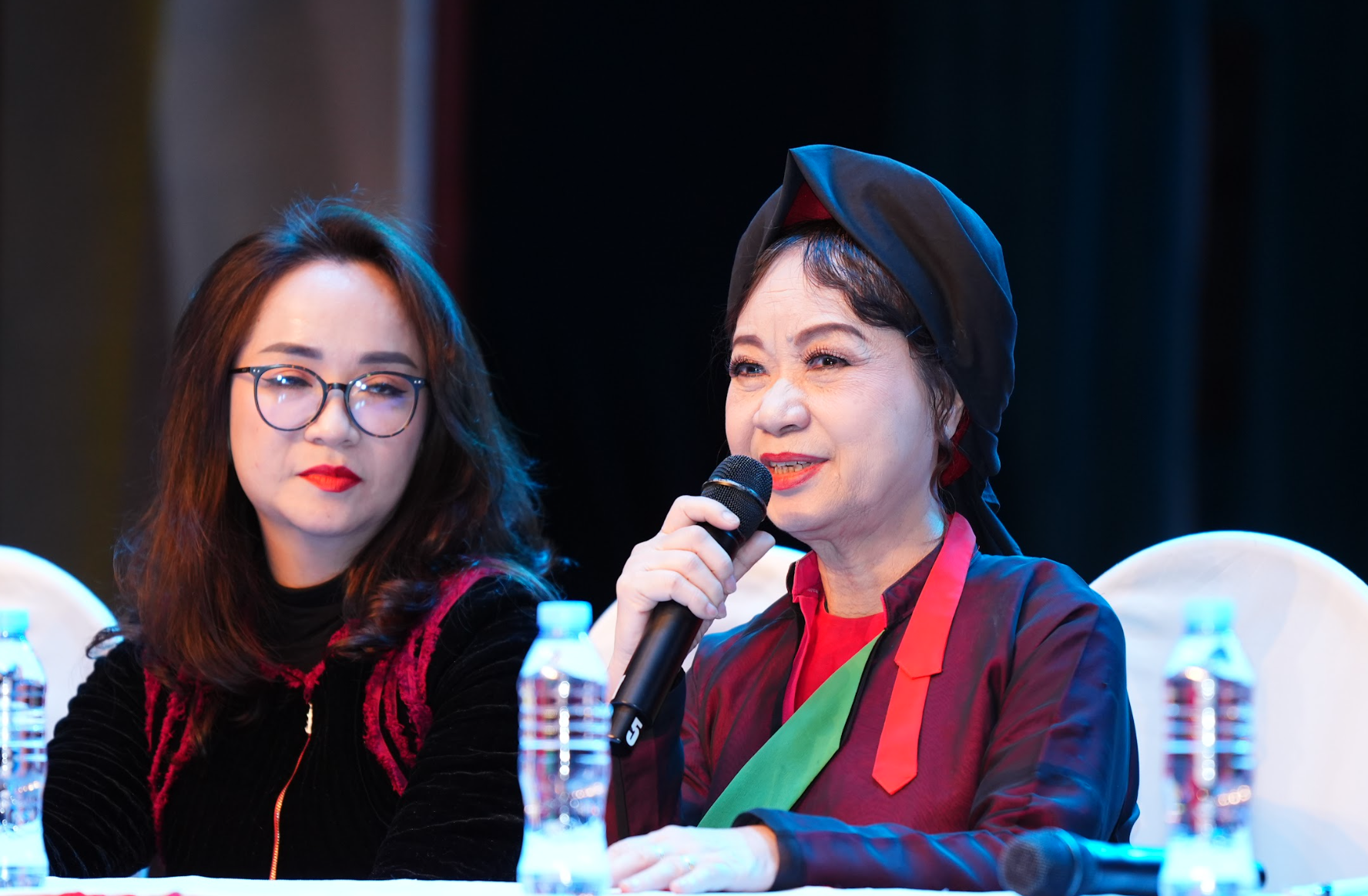 אמן העם טהו קאי מביא מנגינות קין בק להאנוי - 1 NSND Thúy Cải mang giai điệu Kinh Bắc đến Hà Nội - 1