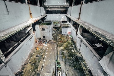 Cận cảnh "khu chợ ma" đắt giá nhất thế giới