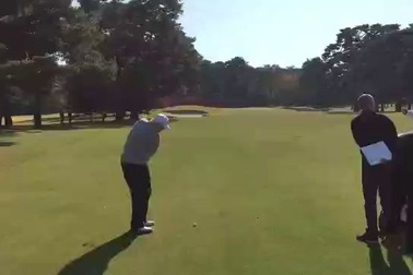 Tổng thống Trump chơi golf cùng Thủ tướng Nhật Bản