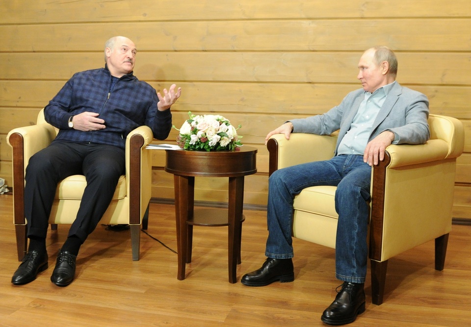 Video ông Putin trượt tuyết, lái mô tô cùng Tổng thống Belarus - 3 Video ông Putin trượt tuyết, lái mô tô cùng Tổng thống Belarus - 3