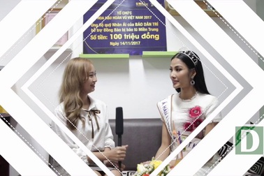 Hai lần "lột xác" của Á hậu Hoàng Thùy