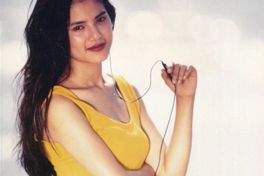 Đăng ảnh thời thanh xuân, “Tiểu Long Nữ” Lý Nhược Đồng gây sốt