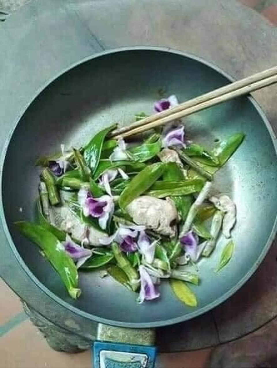 Cười bò khi dân mạng đua nhau chế ảnh giao dịch lan đột biến tiền tỷ - 7 Cười bò khi dân mạng đua nhau chế ảnh giao dịch lan đột biến tiền tỷ - 7