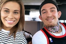 Nữ võ sĩ xinh đẹp khoe dáng trên tạp chí