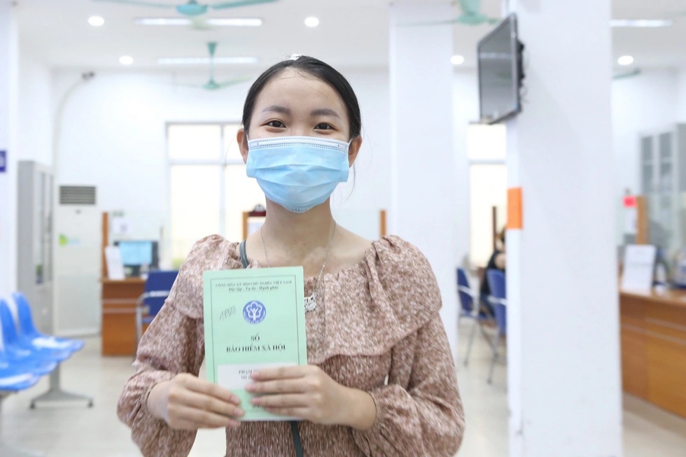 Chính thức đóng BHXH 15 năm có lương hưu, người từ 75 tuổi có trợ cấp - 3 Chính thức đóng BHXH 15 năm có lương hưu, người từ 75 tuổi có trợ cấp - 3