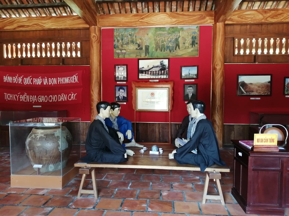 Tới thăm nơi thành lập Chi bộ Đảng Cộng sản đầu tiên tỉnh Bạc Liêu - 9 Tới thăm nơi thành lập Chi bộ Đảng Cộng sản đầu tiên tỉnh Bạc Liêu - 9