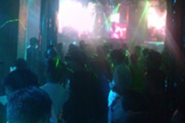 Cuối cuộc chơi là nhập viện tâm thần