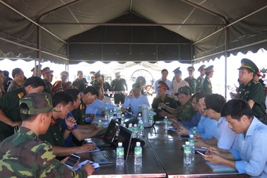 Có tới 56 người trên con tàu bị lật giữa sông Hàn