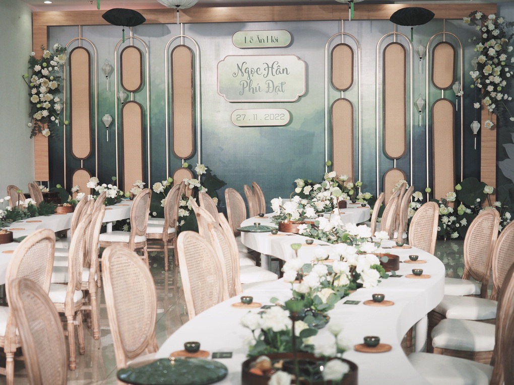 Dàn mỹ nhân, Hoa hậu dự lễ ăn hỏi của Hoa hậu Ngọc Hân - 8