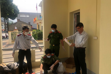 Lào Cai: Thu giữ nhiều thuốc sâu, thuốc diệt cỏ cực độc bán trái phép