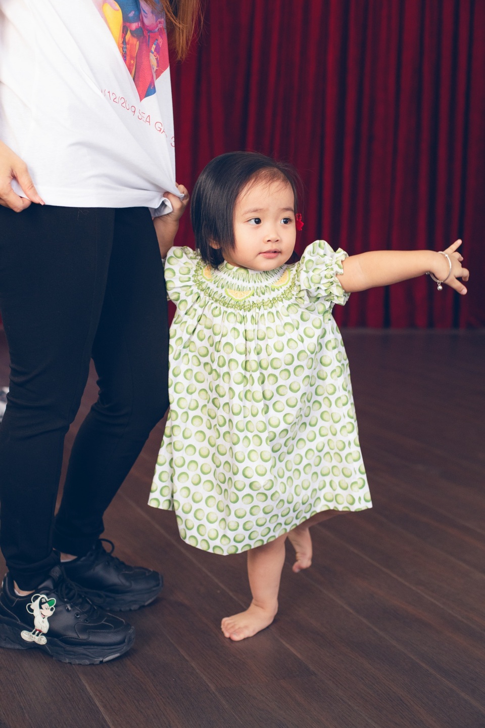 Khoảnh khắc ấm lòng của gia đình Khánh Thi giữa dịch Covid-19 - 15