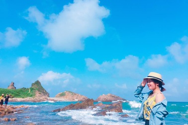 Nữ sinh 9x gây “sốt” khi chia sẻ kinh nghiệm du lịch Cô Tô giá 1,3 triệu đồng