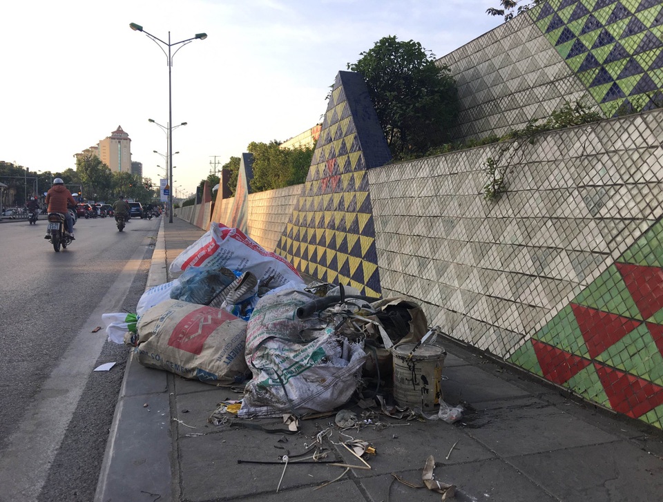 Nỗi buồn “Con đường gốm sứ” - 12 Nỗi buồn “Con đường gốm sứ” - 12