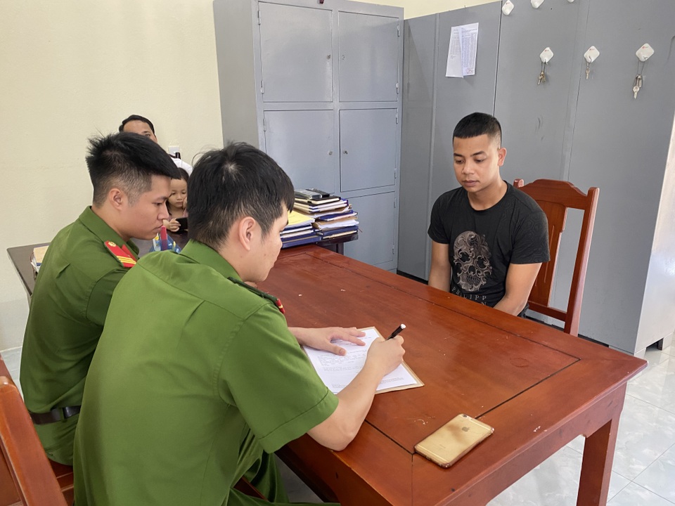 Chủ nhà nghỉ điều hành động mại dâm - 2 Chủ nhà nghỉ điều hành động mại dâm - 2