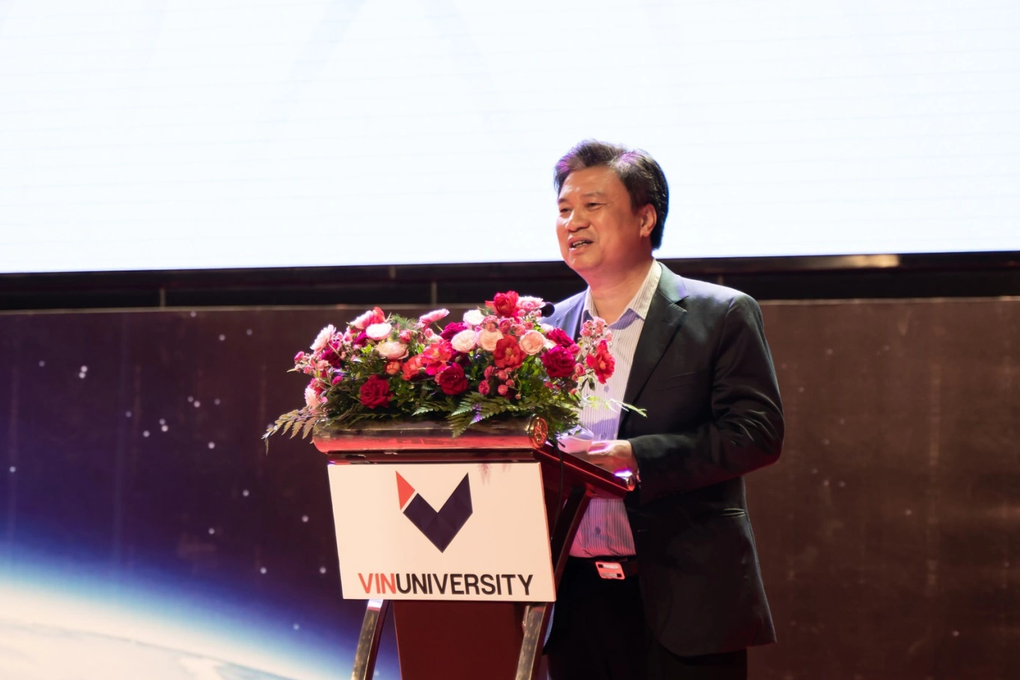 Tái định vị vai trò của giáo dục đại học trong thế kỷ 21 - 1 Tái định vị vai trò của giáo dục đại học trong thế kỷ 21 - 1