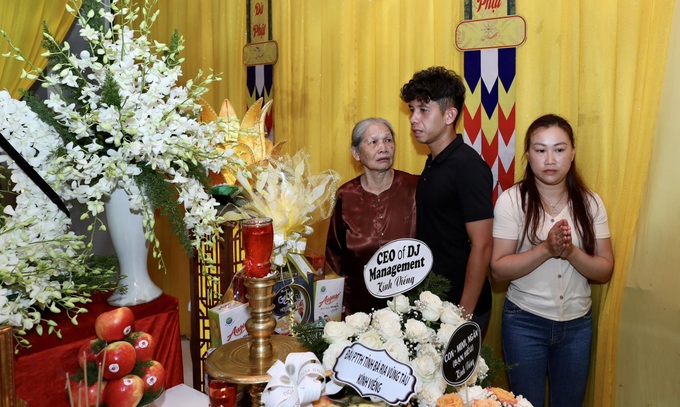 Việc làm ý nghĩa của HAGL dành cho HLV Dương Minh Ninh ngày tiễn biệt - 6