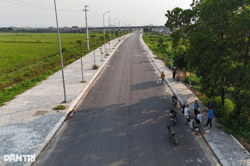Dân lo bị dự án đường 360 tỷ đồng lấy mất đường đi làm - 1 Dân lo bị dự án đường 360 tỷ đồng lấy mất đường đi làm - 1