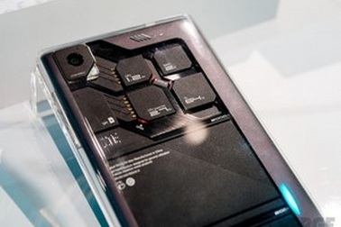 ZTE ra mắt nguyên mẫu smartphone có khả năng nâng cấp cấu hình