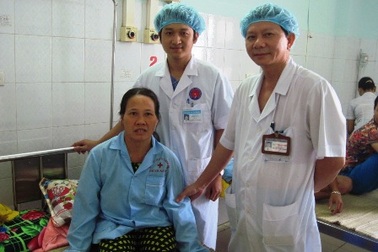 Cứu sống bệnh nhân có khối u “quái”