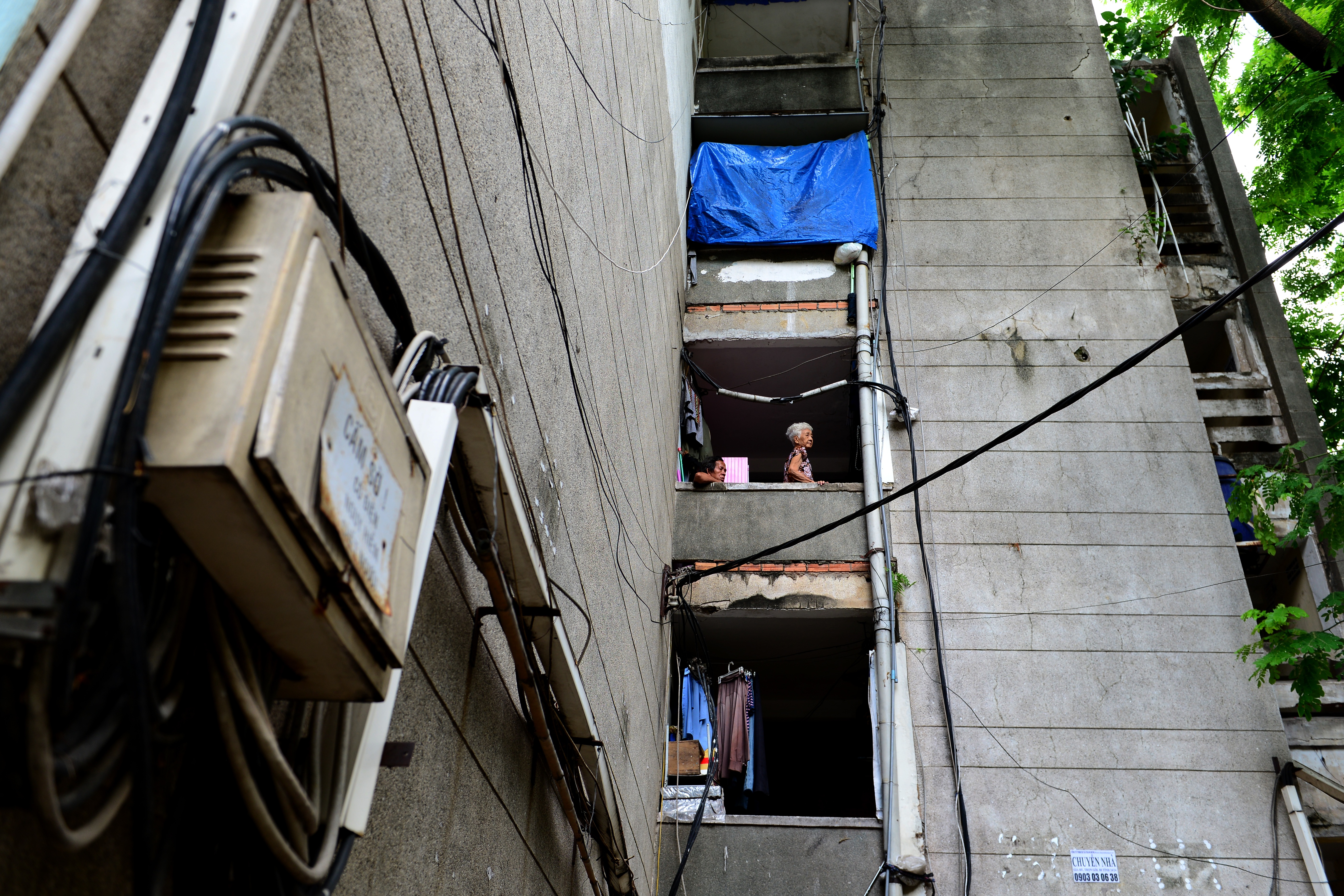 Sống thấp thỏm trong chung cư từng lớn nhất miền Nam - 2 Sống thấp thỏm trong chung cư từng lớn nhất miền Nam - 2