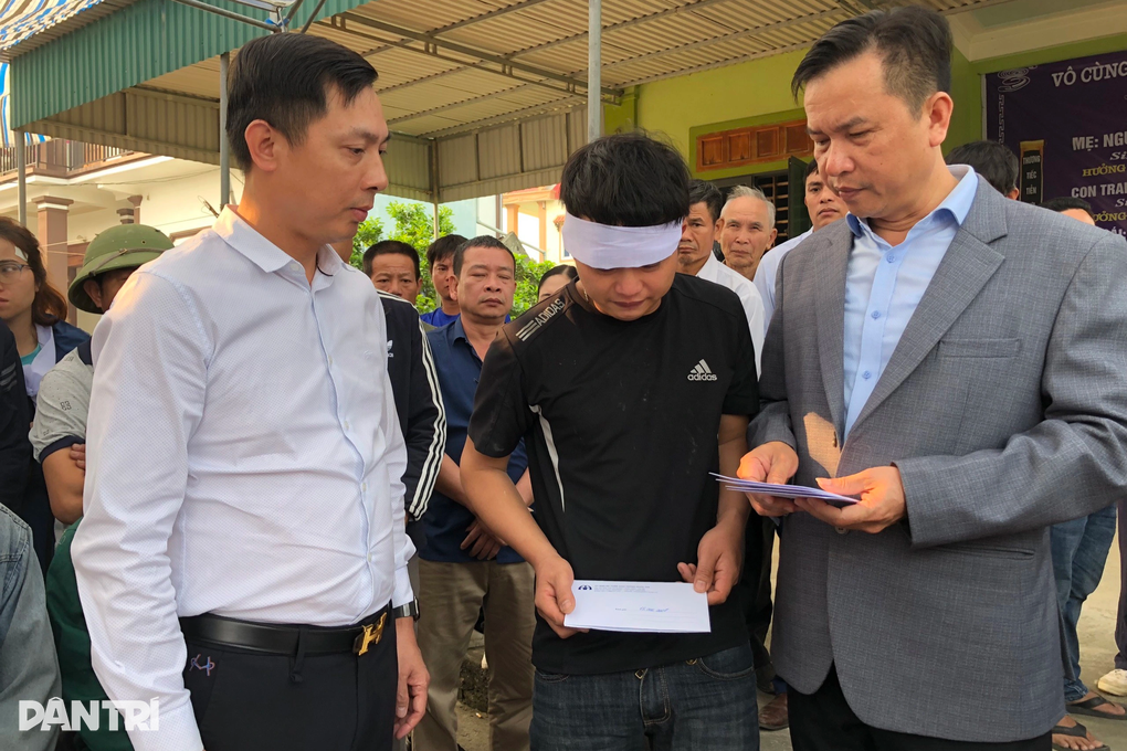 z4161678848722_f959c566e2a9325e8160e920ff97dfd6.jpg tai_nan_Nghe An.jpg