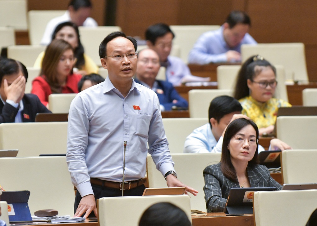Giá khởi điểm 24 tỷ đồng nhưng giá trúng đấu giá lên tới 1.684 tỷ đồng - 3 Giá khởi điểm 24 tỷ đồng nhưng giá trúng đấu giá lên tới 1.684 tỷ đồng - 3