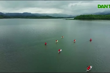 Hồ Tà Đùng - "Vịnh Hạ Long" giữa lòng Tây Nguyên